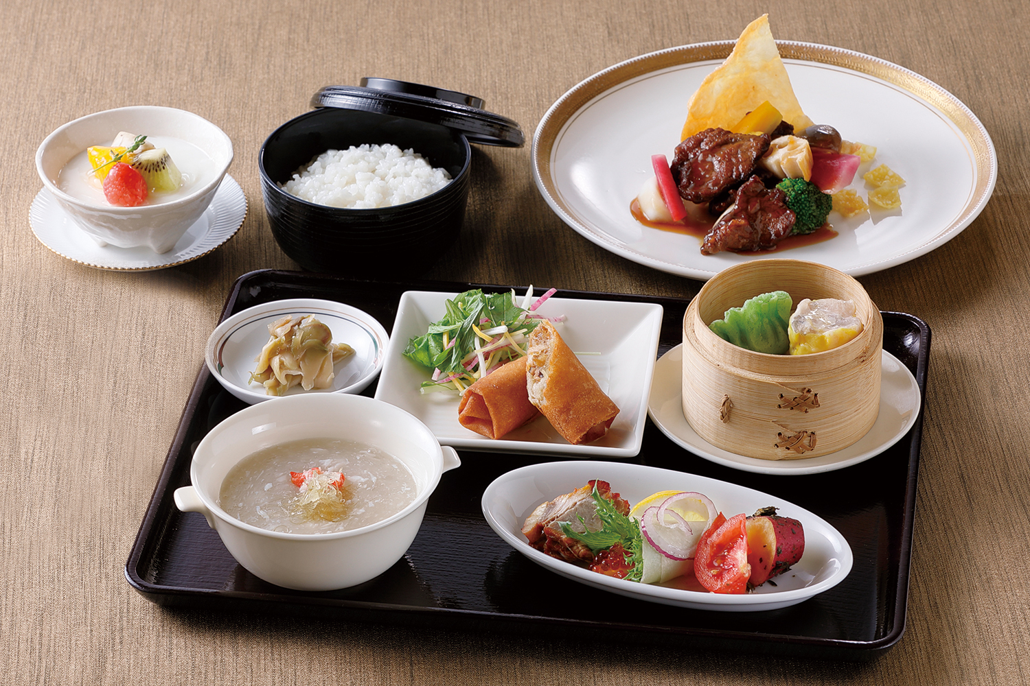 名古屋スペシャルランチ